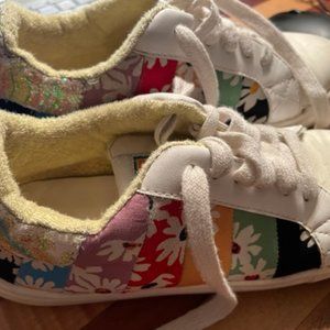 Kurt Geiger London Girls' Mini Lexi Floral Stripe Sneakers